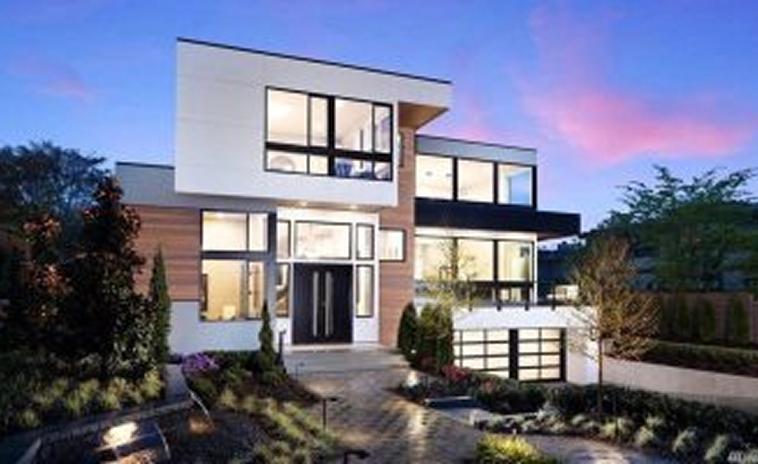 Image of a northwest contemporary house in Clyde Hill Seattle at sunset